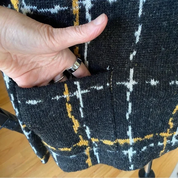 Adrienne Vittadini. Black, Yellow & White  Plaid Jacket / Cardigan. XL FAB ♥️ - Picture 8 of 17